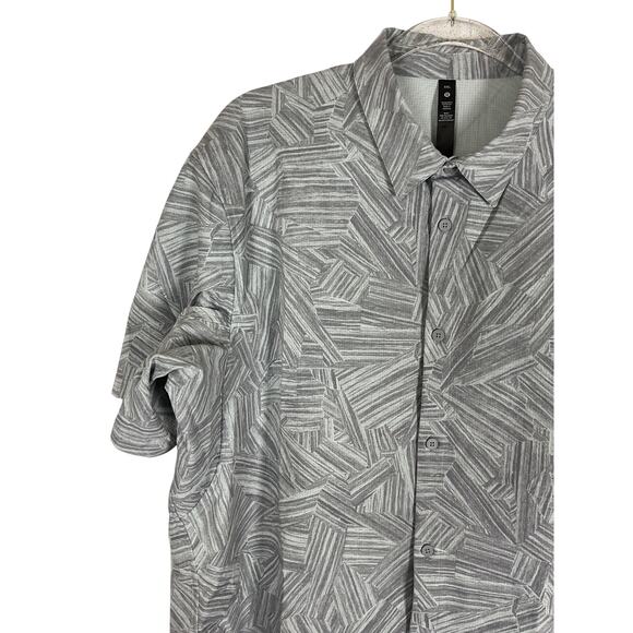 Lululemon Men's Airing Easy Short-Sleeve Shirt in Gray Pattern Size‎ XXL - Picture 4 of 7